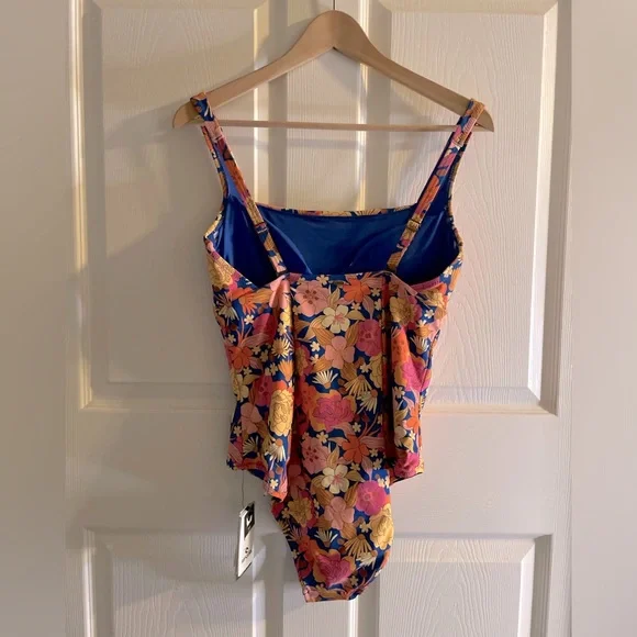 Rip Curl Kamari D-DD One Piece Swimsuit - Picture 6 of 11